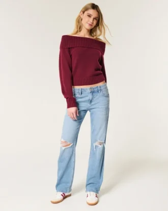 Lågmidjade, slitna jeans i medium tvätt med rak passform