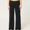 Lågmidjade svarta baggyjeans