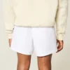 Linnenblandade seersuckershorts i midilängd Linnenblandade seersuckershorts i midilängd