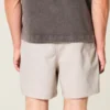 Linnenblandade shorts i midilängd Linnenblandade shorts i midilängd