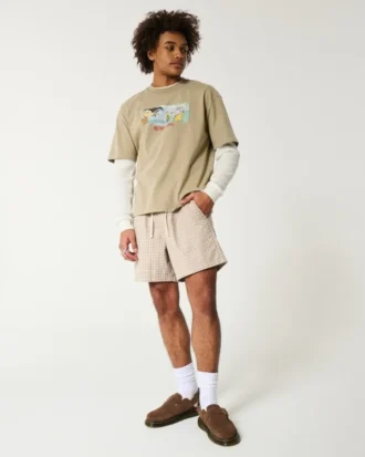 Linnenblandade shorts som dras på, halvhöga