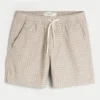 Linnenblandade shorts som dras på, halvhöga