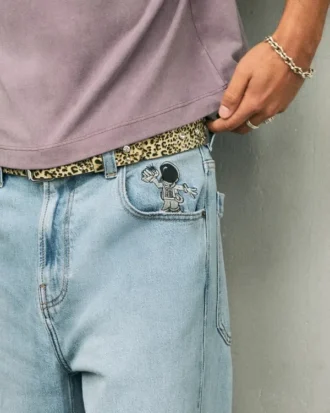 Ljus tvätt Astronaut Graphic Super Baggy Jeans