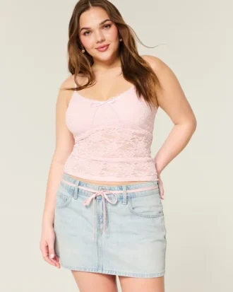 Ljus tvättad miniskort i denim med snörning