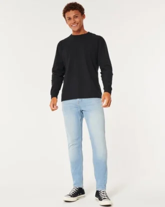 Ljus tvättade atletiska skinny jeans