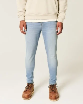 Ljus tvättade atletiska skinny jeans