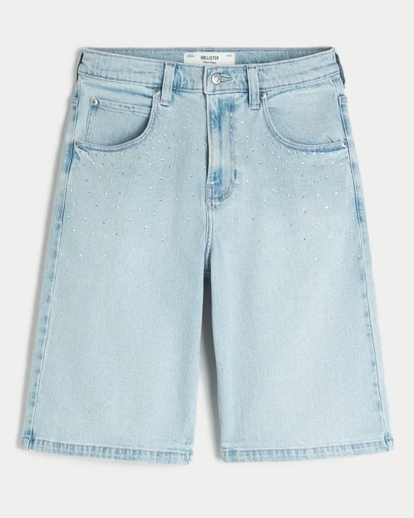 Ljus tvättade, dekorerade superbaggy jeansshorts Ljus tvättade, dekorerade superbaggy jeansshorts