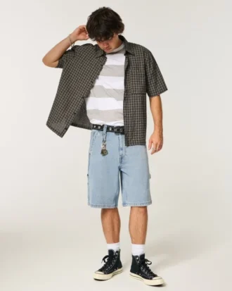 Ljusblå baggy denimshorts