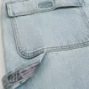 Ljusblå baggy jeans