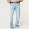 Ljusblå bootcut-jeans