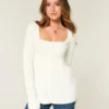 Långärmad babydoll-tröja med fyrkantig halsringning Långärmad babydoll-tröja med fyrkantig halsringning