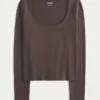 Långärmad, sömlös baby-T-shirt