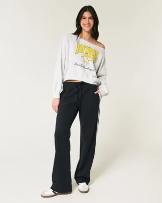 Lätt avtagbar off-shoulder-tröja med Iowa Hawkeyes-tryck