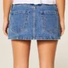 Mediumtvättad broderad miniskort i denim Mediumtvättad broderad miniskort i denim