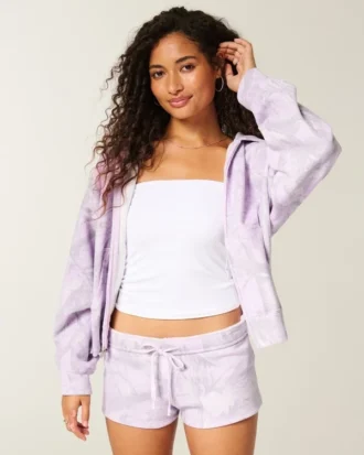Mini-shorts i kamouflagefleece