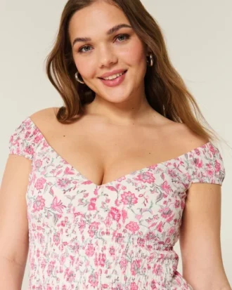 Off-the-Shoulder Asymmetrisk Hem Mini Dress