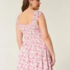 Off-the-Shoulder Asymmetrisk Hem Mini Dress Off-the-Shoulder Asymmetrisk Hem Mini Dress