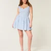 Off-the-Shoulder Asymmetrisk Hem Mini Dress Off-the-Shoulder Asymmetrisk Hem Mini Dress