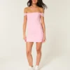 Off-the-shoulder-klänning i mesh Off-the-shoulder-klänning i mesh
