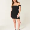 Off-the-shoulder-klänning i mesh Off-the-shoulder-klänning i mesh