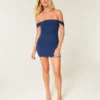 Off-the-shoulder-klänning i mesh Off-the-shoulder-klänning i mesh