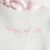 Oversized Class of ’26-tröja med rosett på ryggen