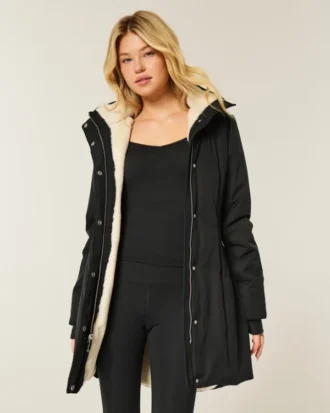Parkas med fuskpälsfoder