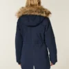 Parkas med fuskpälsfoder Parkas med fuskpälsfoder