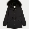 Parkas med fuskpälsfoder Parkas med fuskpälsfoder