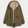 Parkas med fuskpälsfoder Parkas med fuskpälsfoder