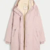 Parkas med fuskpälsfoder Parkas med fuskpälsfoder