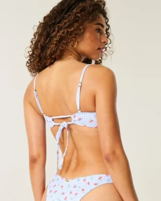 Ribbad bikini-top med rund halsringning