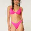 Ribbad högbenad V-midja Cheekiest bikinitrosa