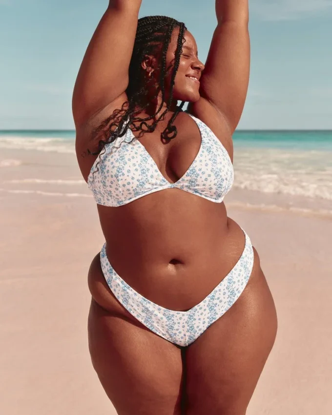Ribbad högbenad V-midja Cheekiest bikinitrosa