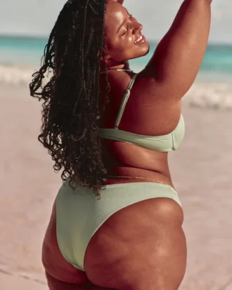 Ribbad högt skuren Cheekiest bikinitrosa