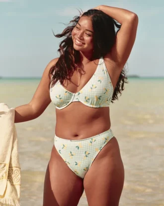 Ribbad högt skuren Cheekiest bikinitrosa