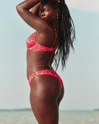 Ribbad högt skuren Cheekiest bikinitrosa
