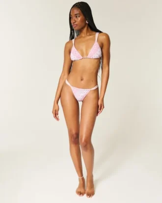 Smockad bikinitrosa med högt ben
