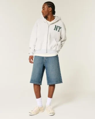 Superbaggy jeansshorts i mörk tvätt, under knäet
