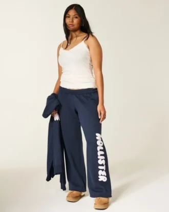 Sweatpants med logotyp och vida ben