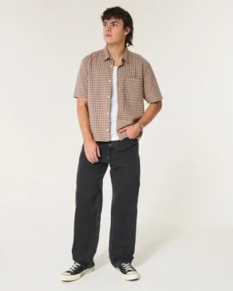 Tvättade svarta baggyjeans