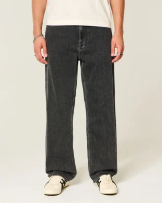 Tvättade svarta baggyjeans