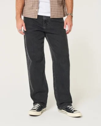 Tvättade svarta baggyjeans