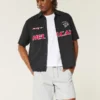 Twill-shorts som slutar ovanför knäet Twill-shorts som slutar ovanför knäet