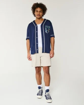 Twill-shorts som slutar ovanför knäet