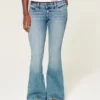 Ultra låg midja, medium tvätt, flare jeans Ultra låg midja, medium tvätt, flare jeans