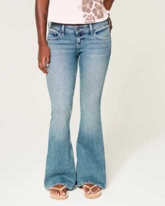 Ultra låg midja, medium tvätt, flare jeans Ultra låg midja, medium tvätt, flare jeans