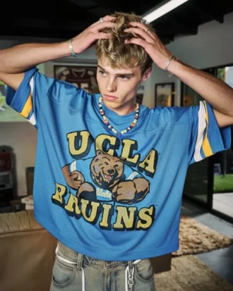University of California, Los Angeles, Bruins grafisk fotbollströja