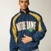 University of Notre Dame Fighting Irish grafisk vindjacka University of Notre Dame Fighting Irish grafisk vindjacka