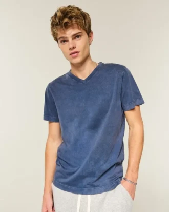 V-ringad T-shirt